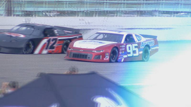 The last Sun Fun 101 at Myrtle Beach Speedway.  Sam Yarbrough races in the 95 late model stock...