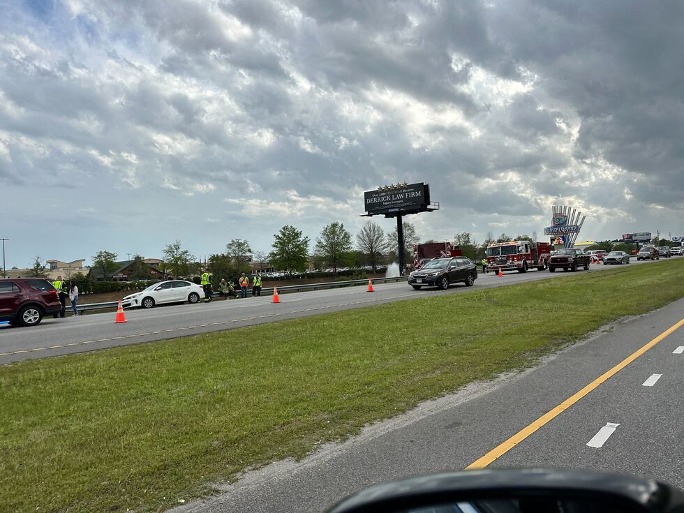 Crash blocking lanes on Hwy 17 near Harrelson Blvd