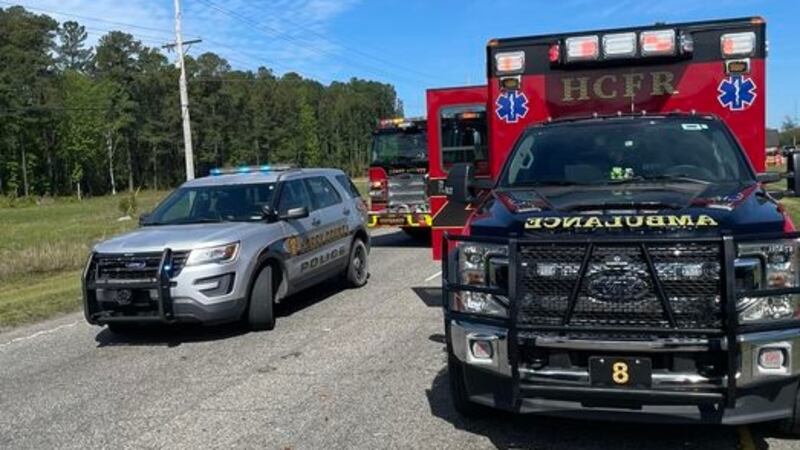 1 injured, lanes blocked after 2-car crash on Hwy 501
