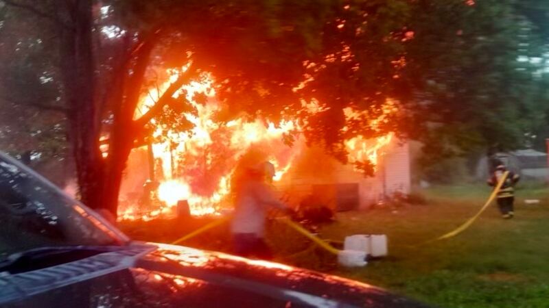 Lightning likely to blame in Tennessee house fire that killed 4, including pregnant mother