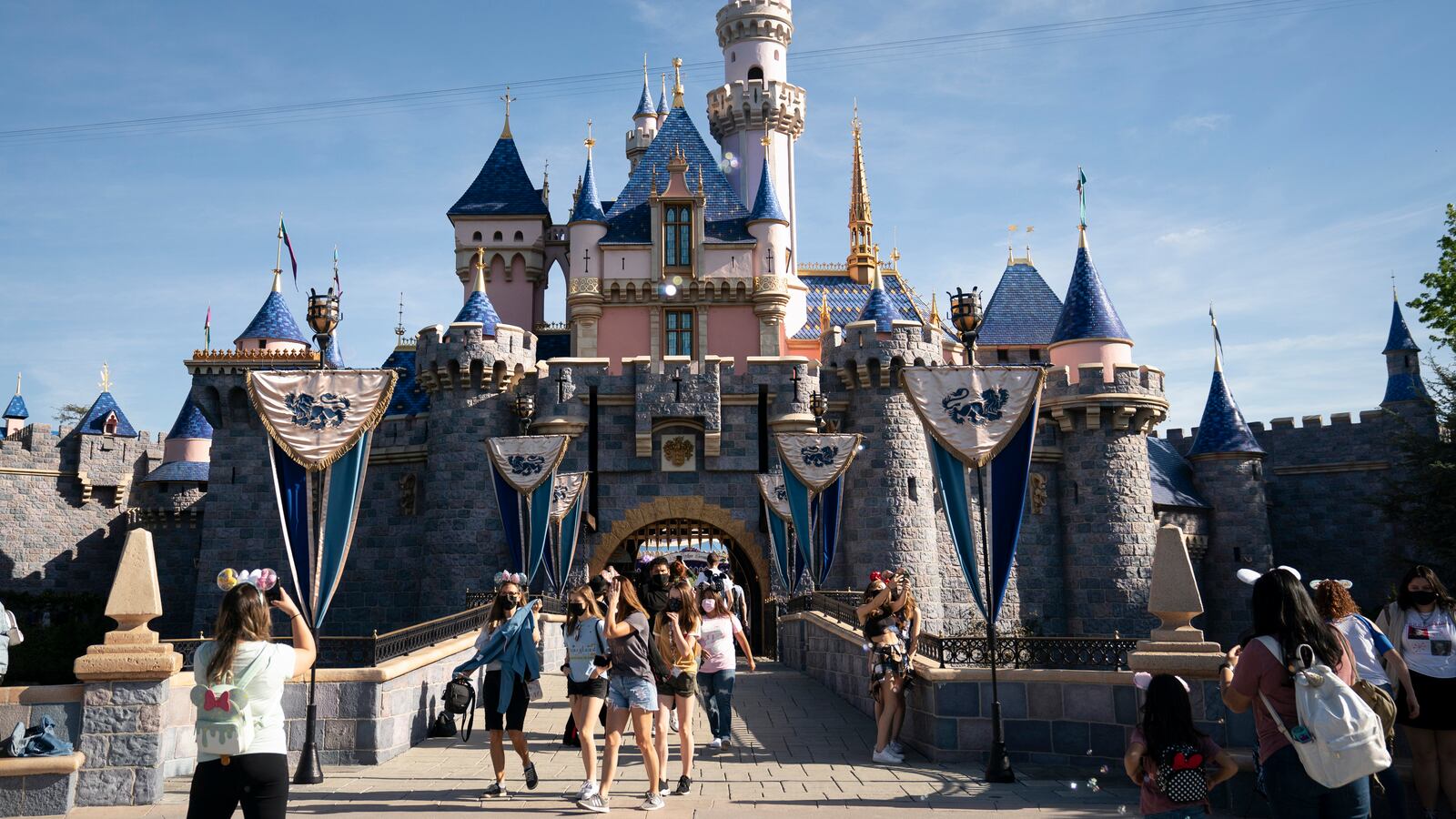 Disneyland employee dies after suffering head injury at theme park